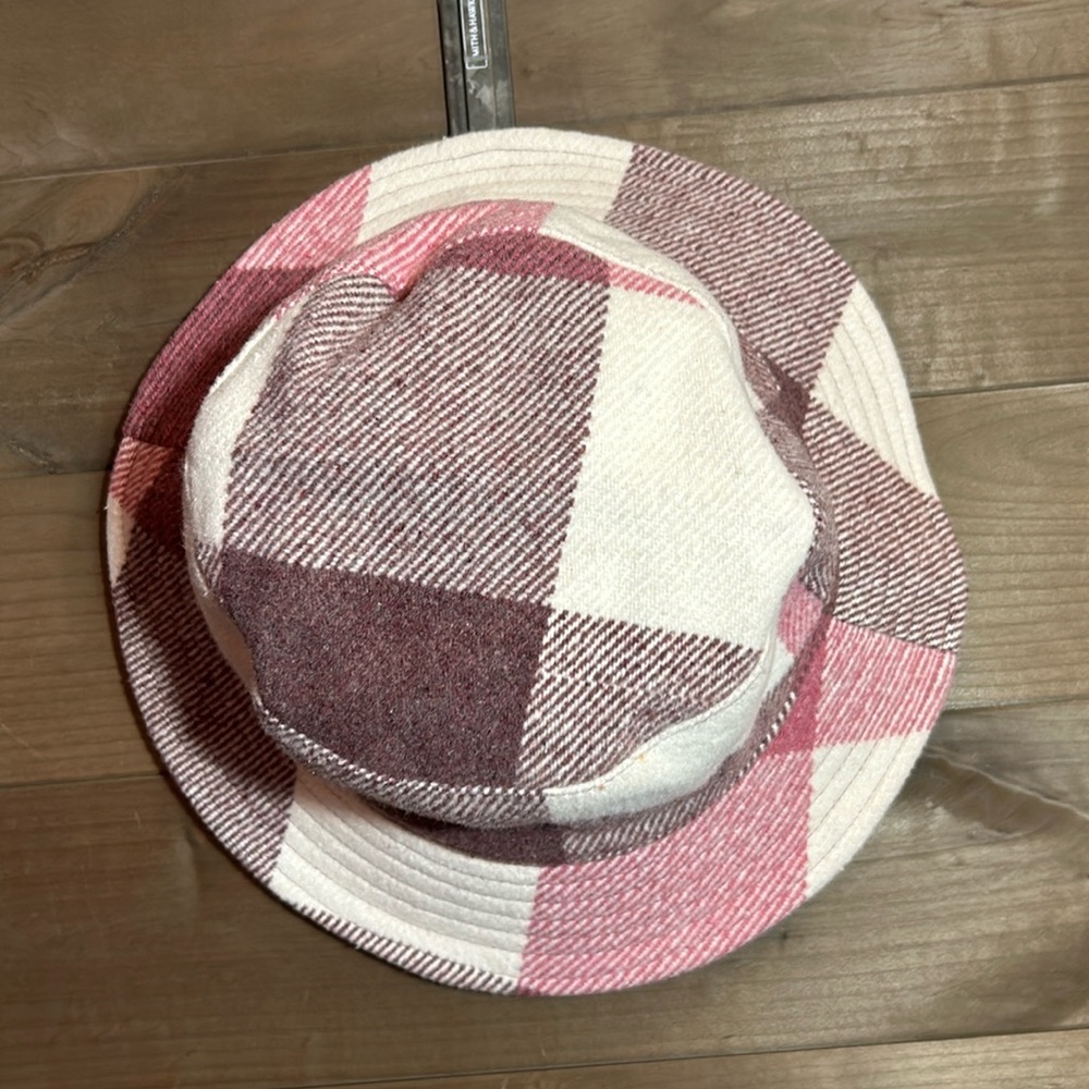 Lucky Brand Pink Wine And Cream Plaid Bucket Hat